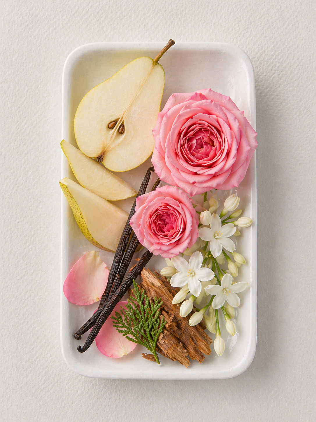 ZUOFUN Maison Z Passion fragrance notes with Pear, Black Currant, and Pink Pepper